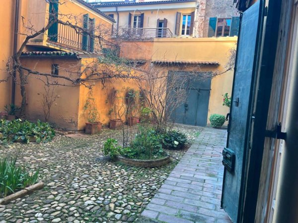 appartamento in vendita a Bologna in zona Centro Storico