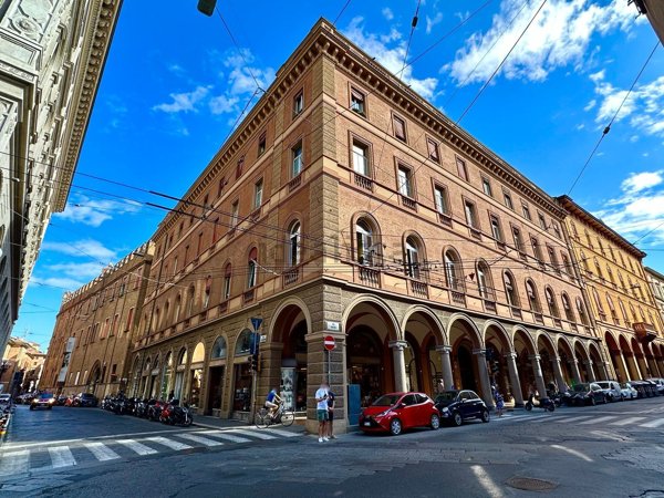 appartamento in vendita a Bologna in zona Centro Storico