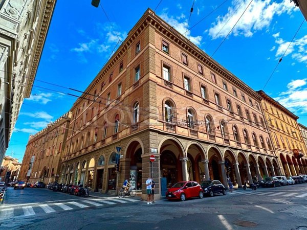 appartamento in vendita a Bologna in zona Centro Storico