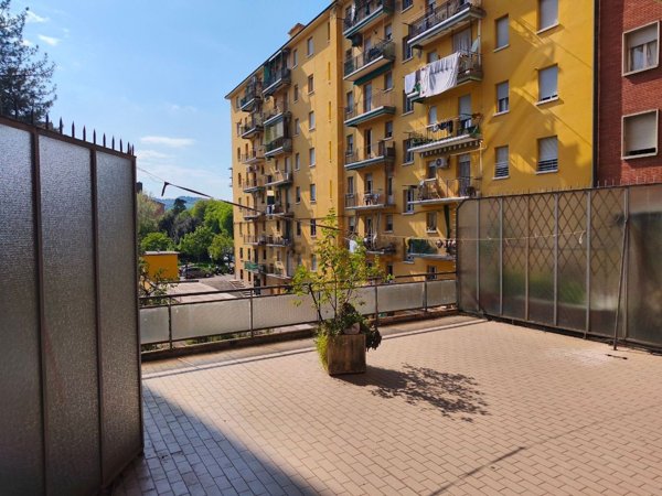 appartamento in vendita a Bologna in zona Savena