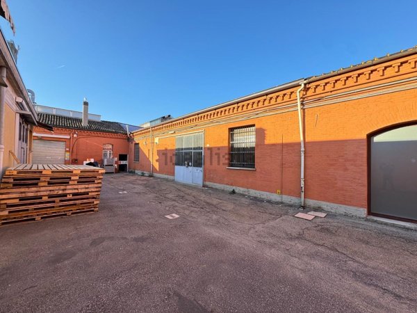 ufficio in vendita a Bologna in zona Borgo Panigale