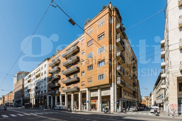appartamento in vendita a Bologna in zona Quartiere Porto