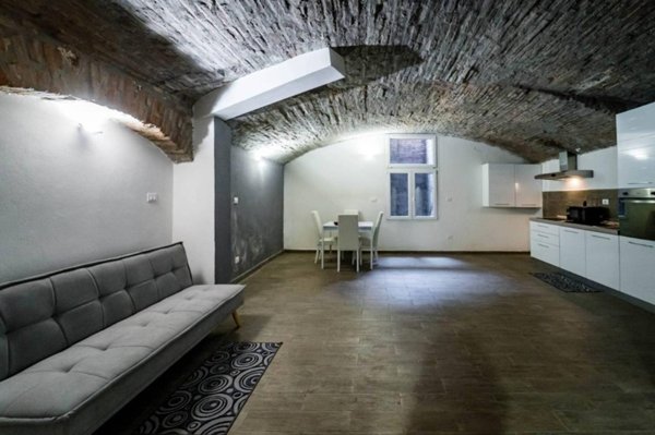 appartamento in vendita a Bologna in zona Santo Stefano