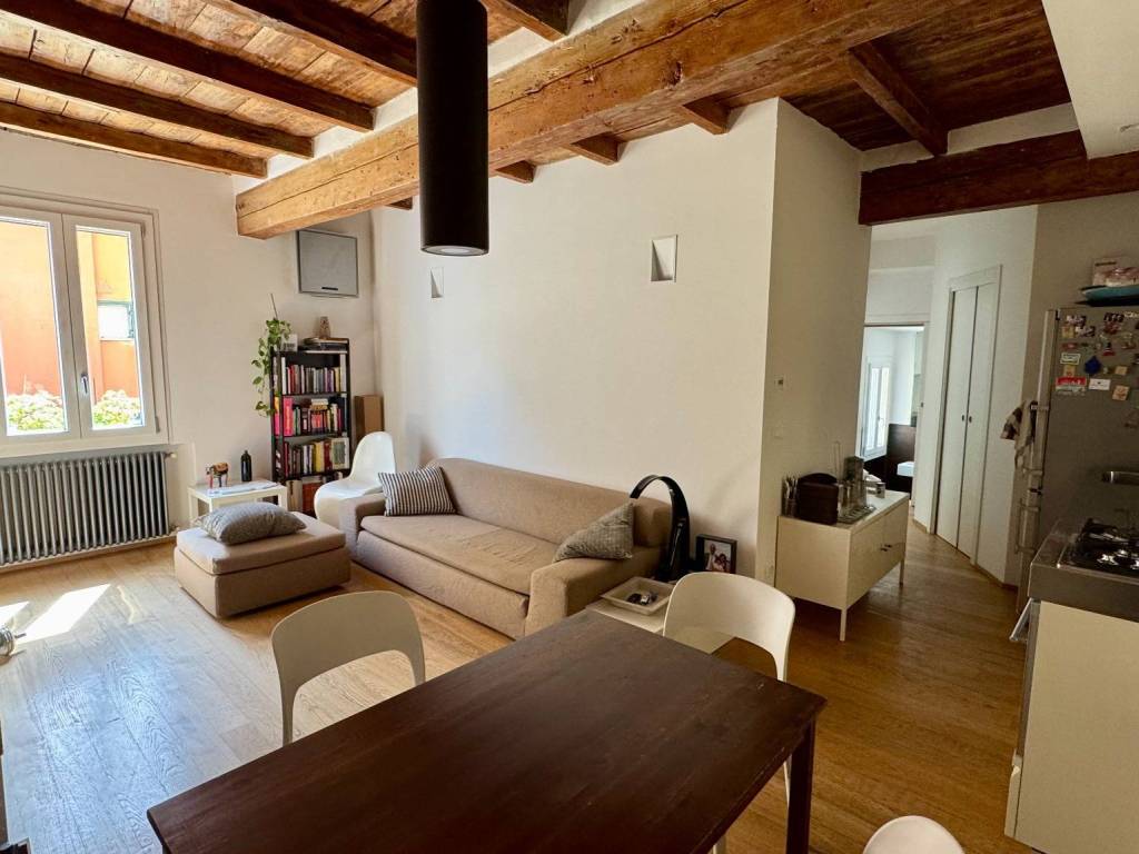 appartamento in vendita a Bologna in zona Reno