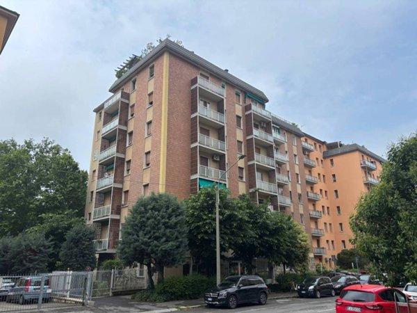 appartamento in vendita a Bologna in zona Saffi