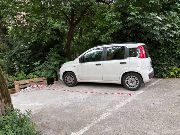 negozio in vendita a Bologna in zona Quartiere Porto