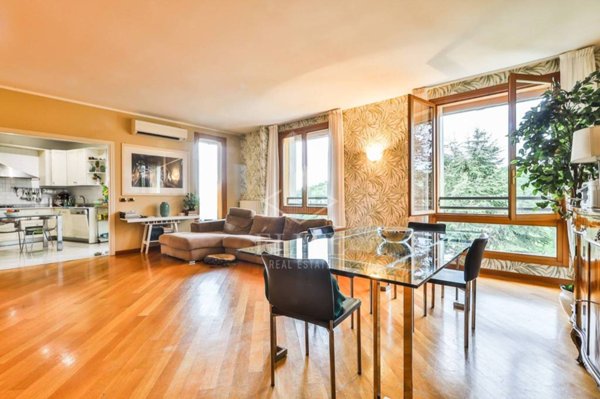 appartamento in vendita a Bologna in zona Santo Stefano