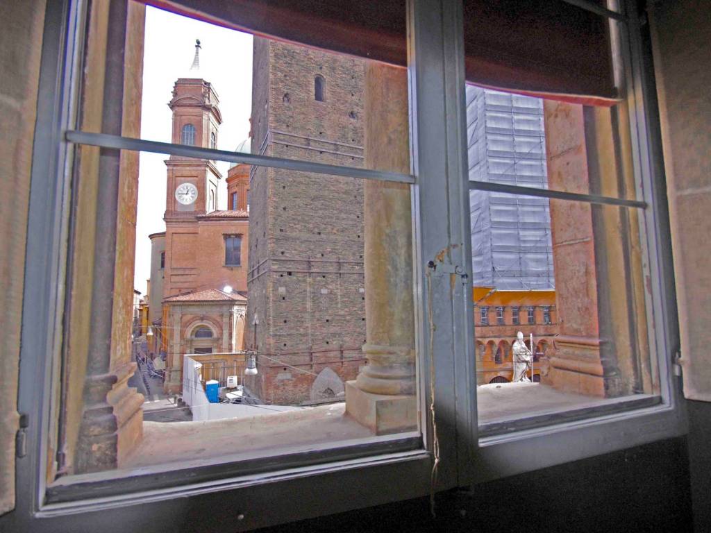 appartamento in vendita a Bologna in zona Centro Storico