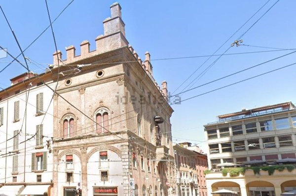 appartamento in vendita a Bologna in zona Centro Storico