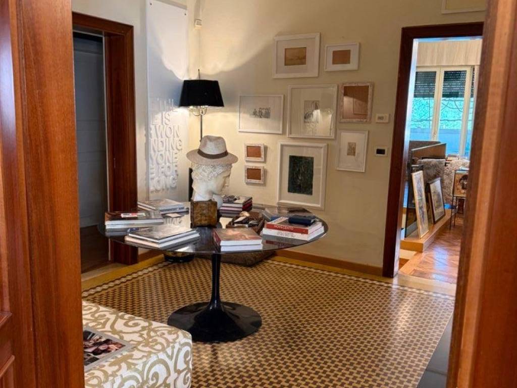 appartamento in vendita a Bologna in zona Santo Stefano