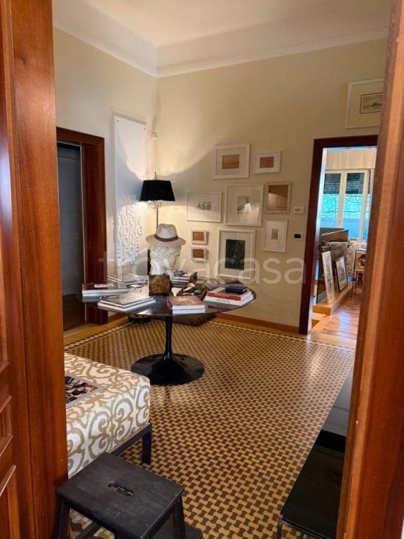 appartamento in vendita a Bologna in zona Santo Stefano