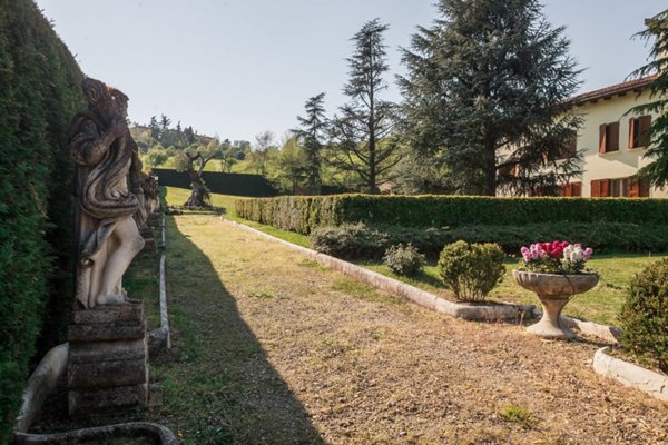 casa indipendente in vendita a Bologna in zona Saragozza