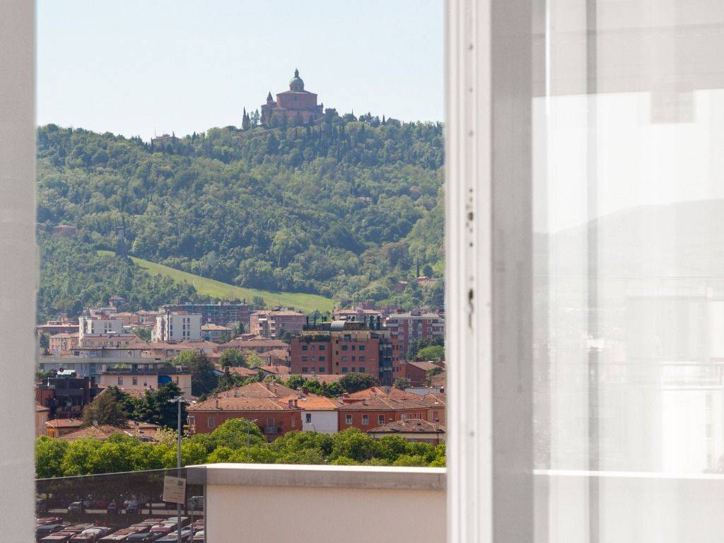 appartamento in vendita a Bologna in zona Santa Viola