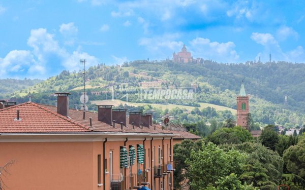 appartamento in vendita a Bologna in zona Saffi