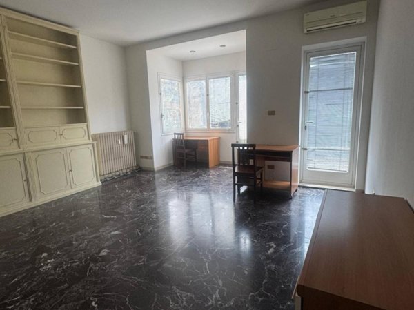 appartamento in vendita a Bologna in zona Saragozza