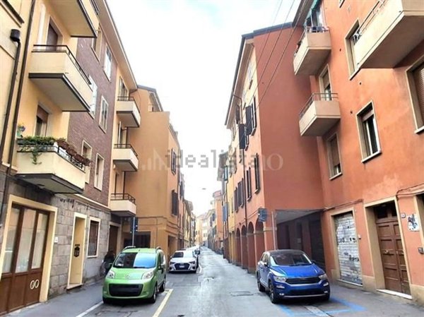 appartamento in vendita a Bologna in zona San Vitale