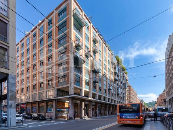 appartamento in vendita a Bologna in zona Quartiere Porto