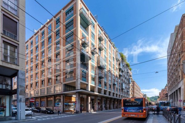 appartamento in vendita a Bologna in zona Quartiere Porto