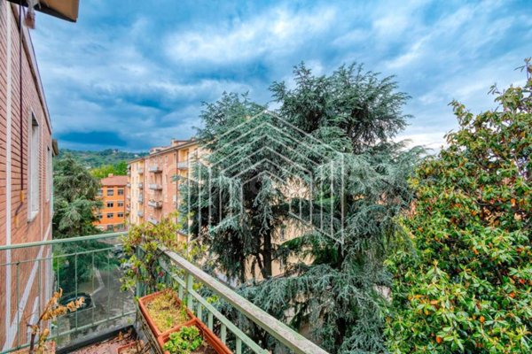 appartamento in vendita a Bologna in zona Saragozza