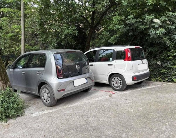 negozio in vendita a Bologna in zona Quartiere Porto
