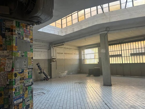 negozio in vendita a Bologna