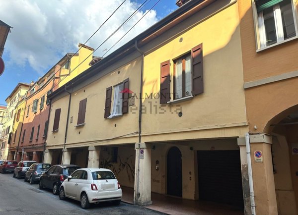 appartamento in vendita a Bologna in zona San Vitale