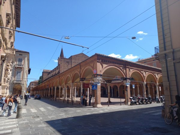 appartamento in vendita a Bologna in zona Santo Stefano