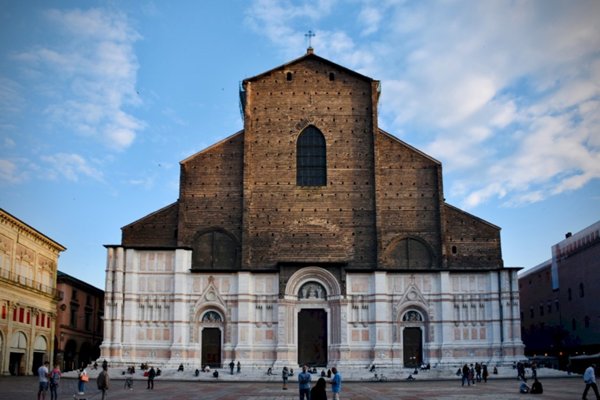 negozio in vendita a Bologna in zona San Vitale