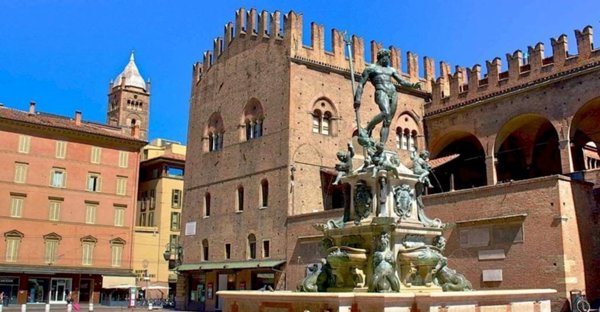 appartamento in vendita a Bologna in zona Quartiere Porto