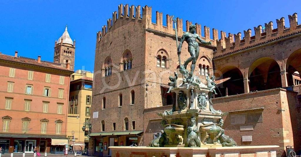 appartamento in vendita a Bologna in zona Quartiere Porto
