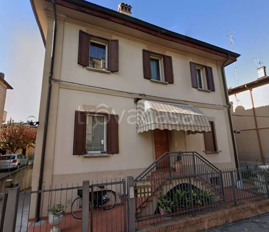 casa indipendente in vendita a Bologna in zona Bolognina