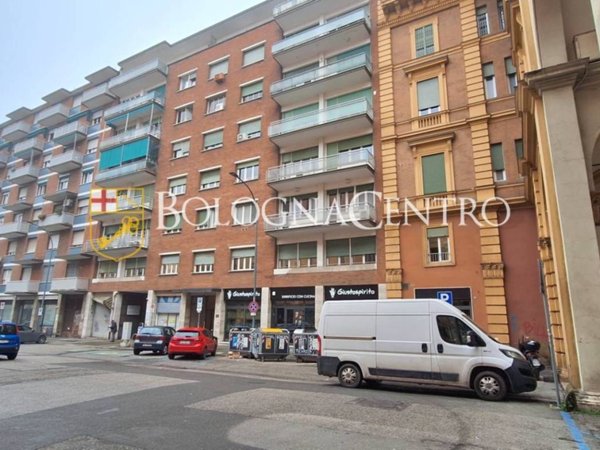appartamento in vendita a Bologna in zona Quartiere Porto