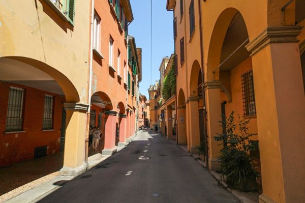 appartamento in vendita a Bologna in zona Santo Stefano