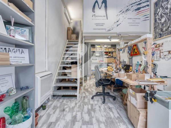 negozio in vendita a Bologna in zona Saffi