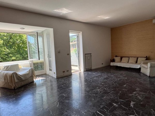 appartamento in vendita a Bologna in zona Saragozza