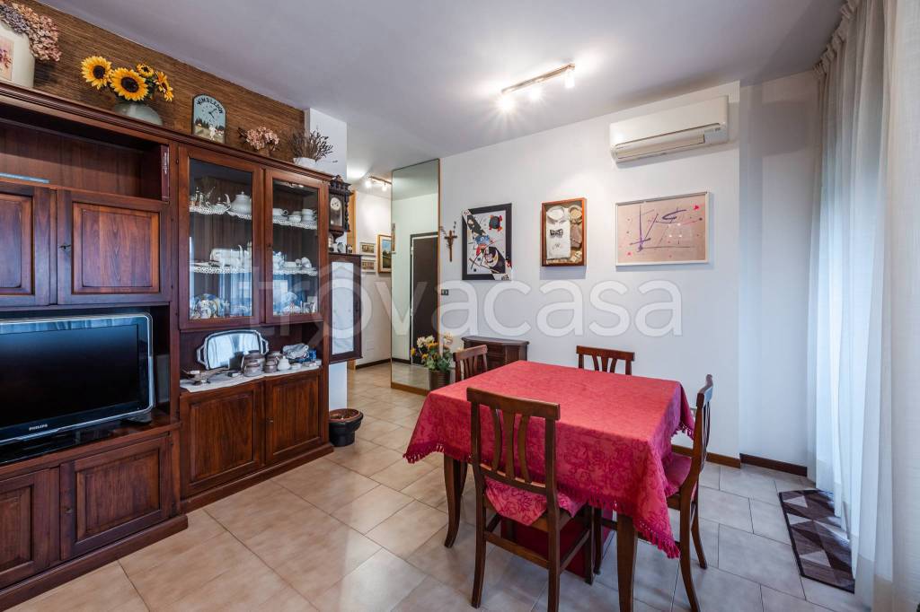 appartamento in vendita a Bologna in zona Savena