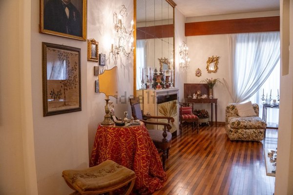 appartamento in vendita a Bologna in zona Santo Stefano