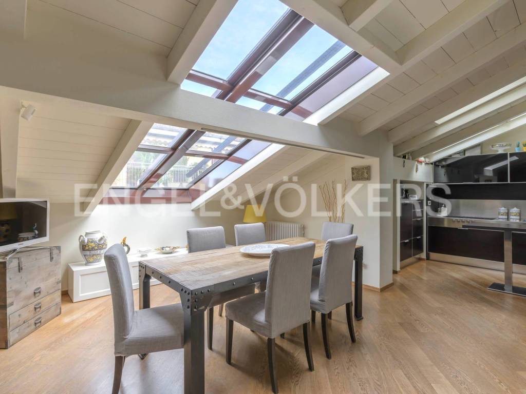 appartamento in vendita a Bologna in zona Centro Storico