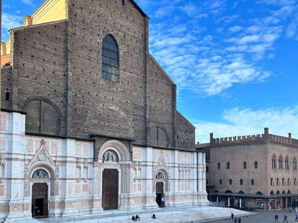 appartamento in vendita a Bologna in zona Centro Storico