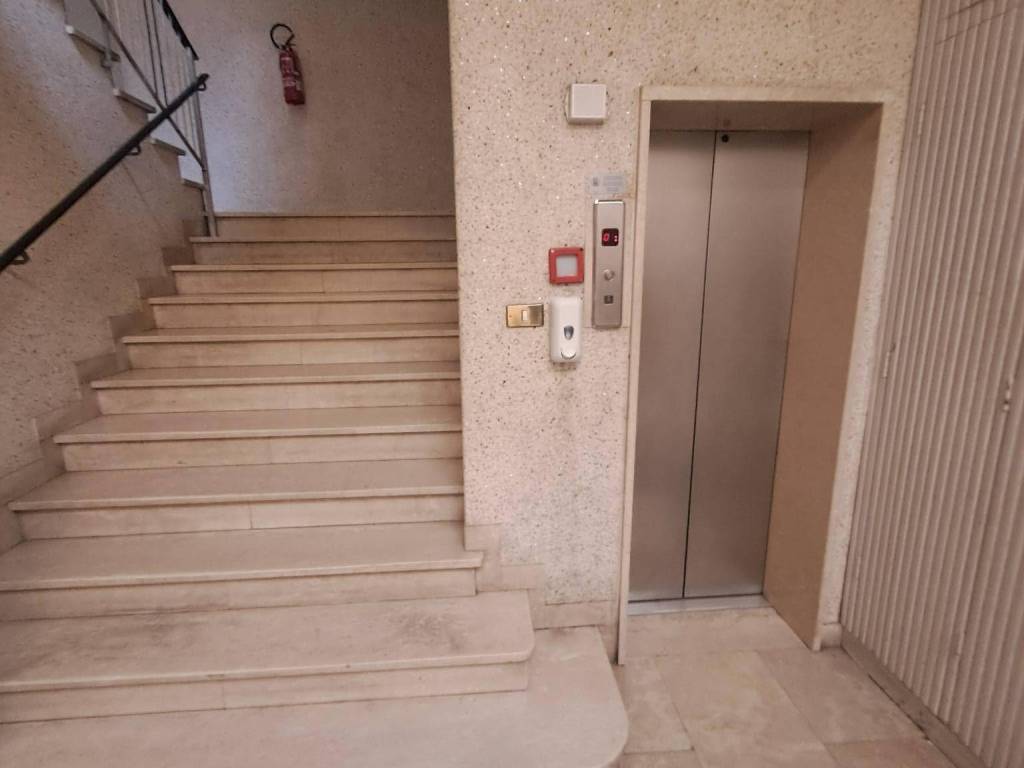 appartamento in vendita a Bologna in zona Quartiere Porto
