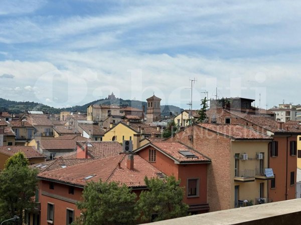 appartamento in vendita a Bologna in zona Centro Storico