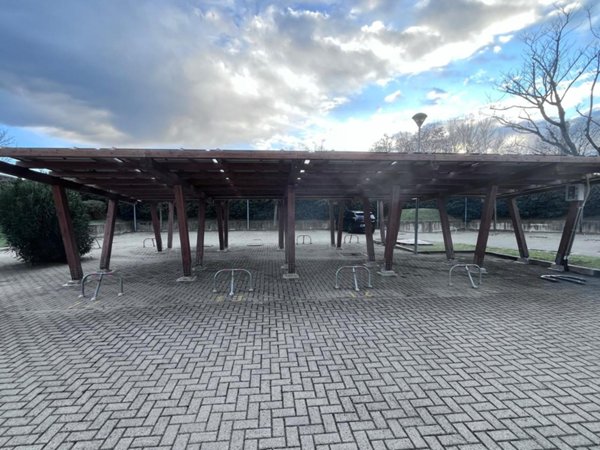 negozio in vendita a Bologna in zona Lame