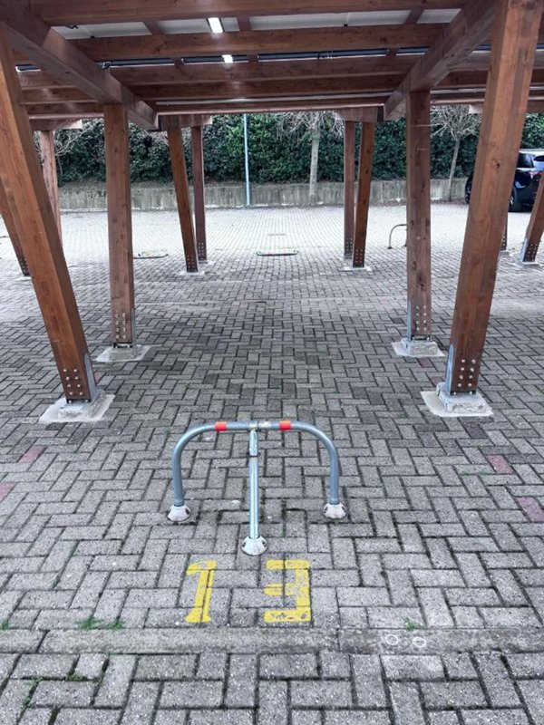 negozio in vendita a Bologna in zona Lame