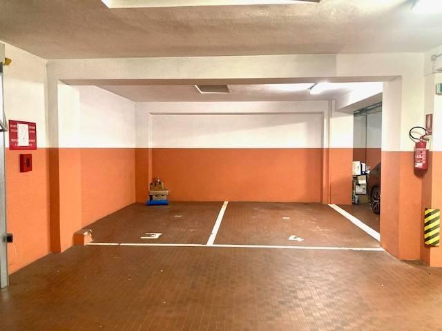 negozio in vendita a Bologna in zona Centro Storico