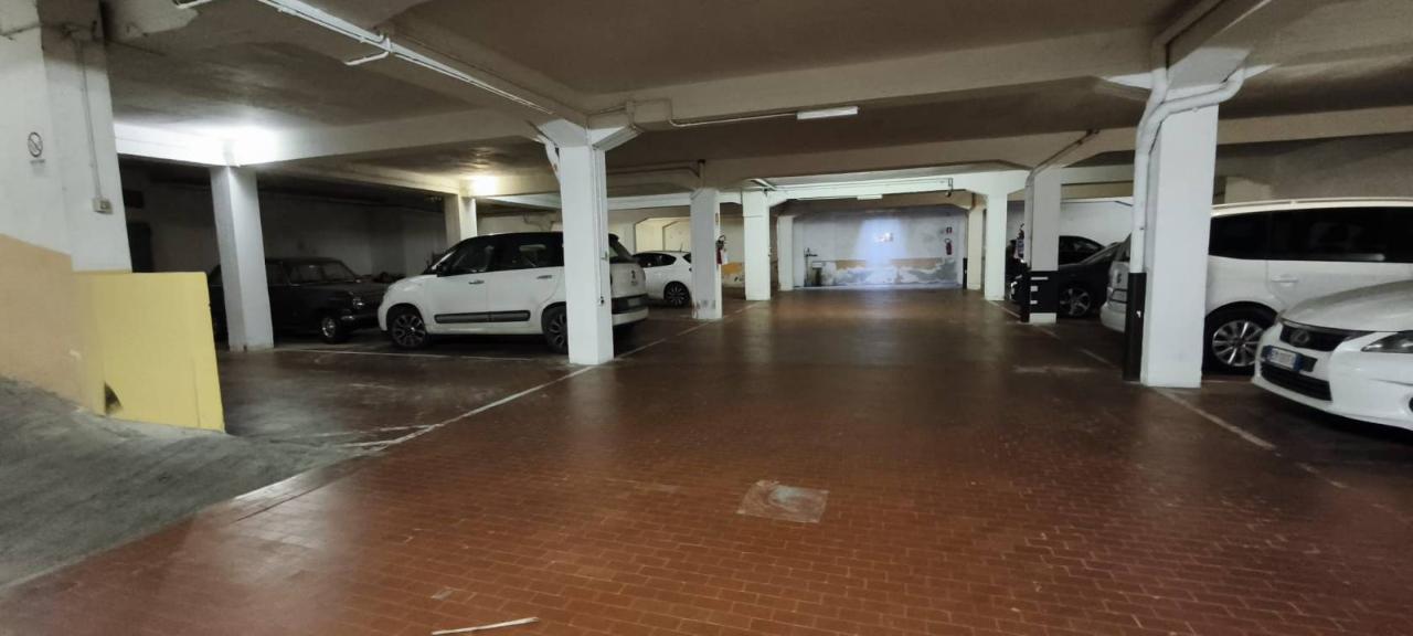 negozio in vendita a Bologna in zona Centro Storico