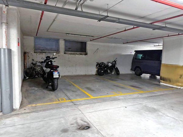 negozio in vendita a Bologna in zona Centro Storico