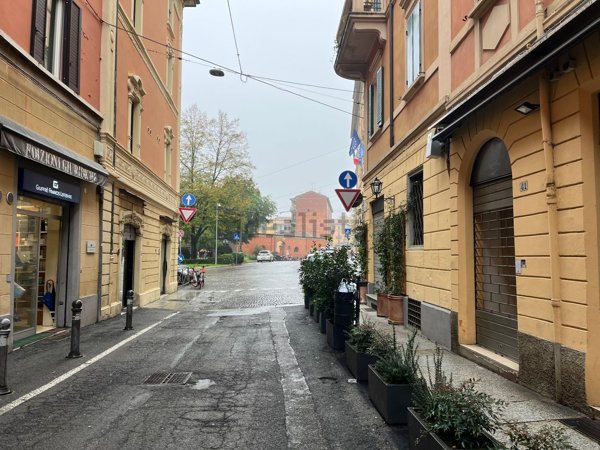 appartamento in vendita a Bologna in zona Santo Stefano