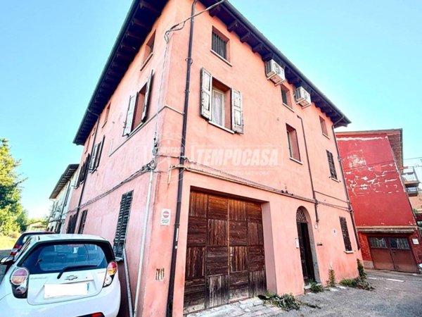 casa indipendente in vendita a Bologna in zona Aeroporto