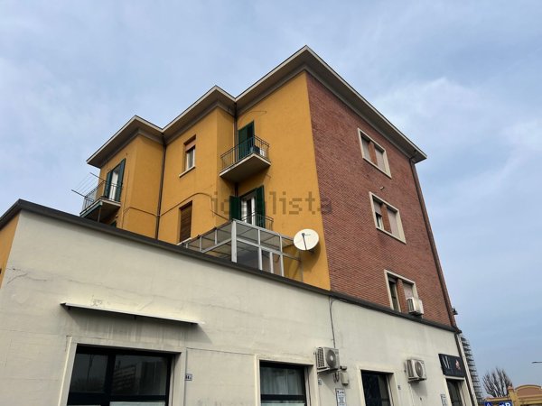 appartamento in vendita a Bologna in zona Saffi