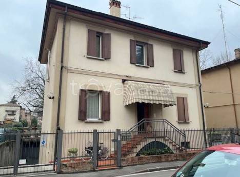 casa indipendente in vendita a Bologna in zona Bolognina